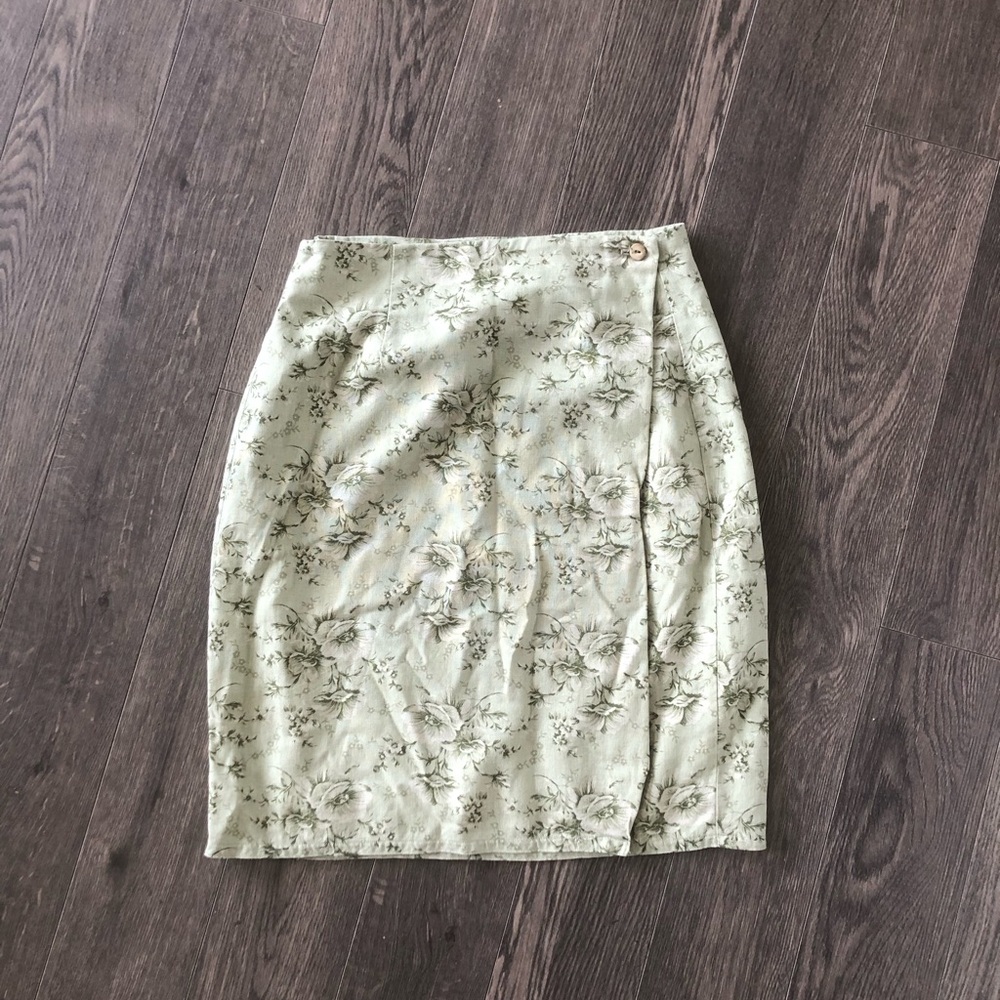 Vintage Brochure Floral Wrap Pencil Skirt Light Green | Waist 15”